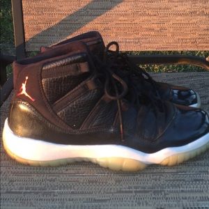 AIR JORDAN 11 RETRO "72-10"